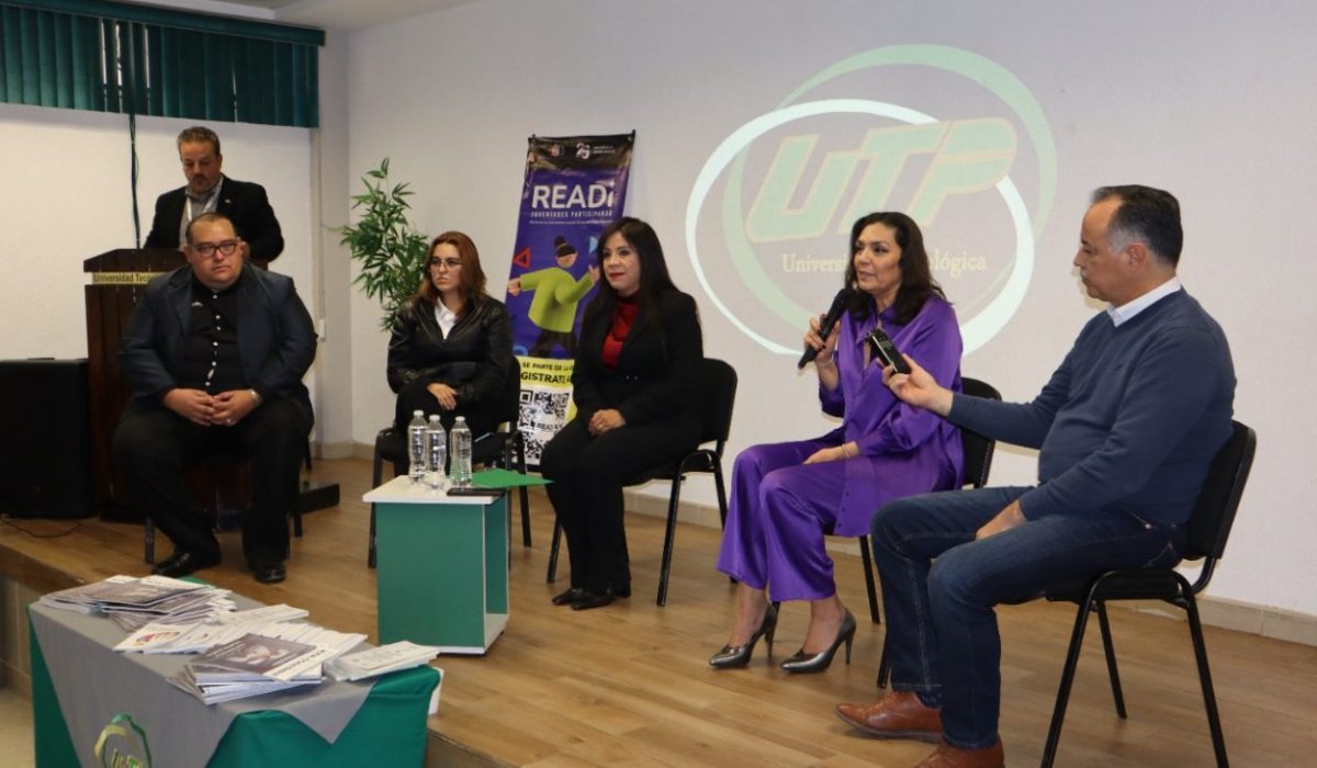 Realiza IEE Conversatorio Regional Cívico en la UT de Parral