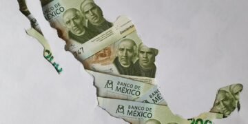 Ya es oficial: Claudia Sheinbaum subirá el salario mínimo en 2026 y esto es lo que ganarán los trabajadores de todo México