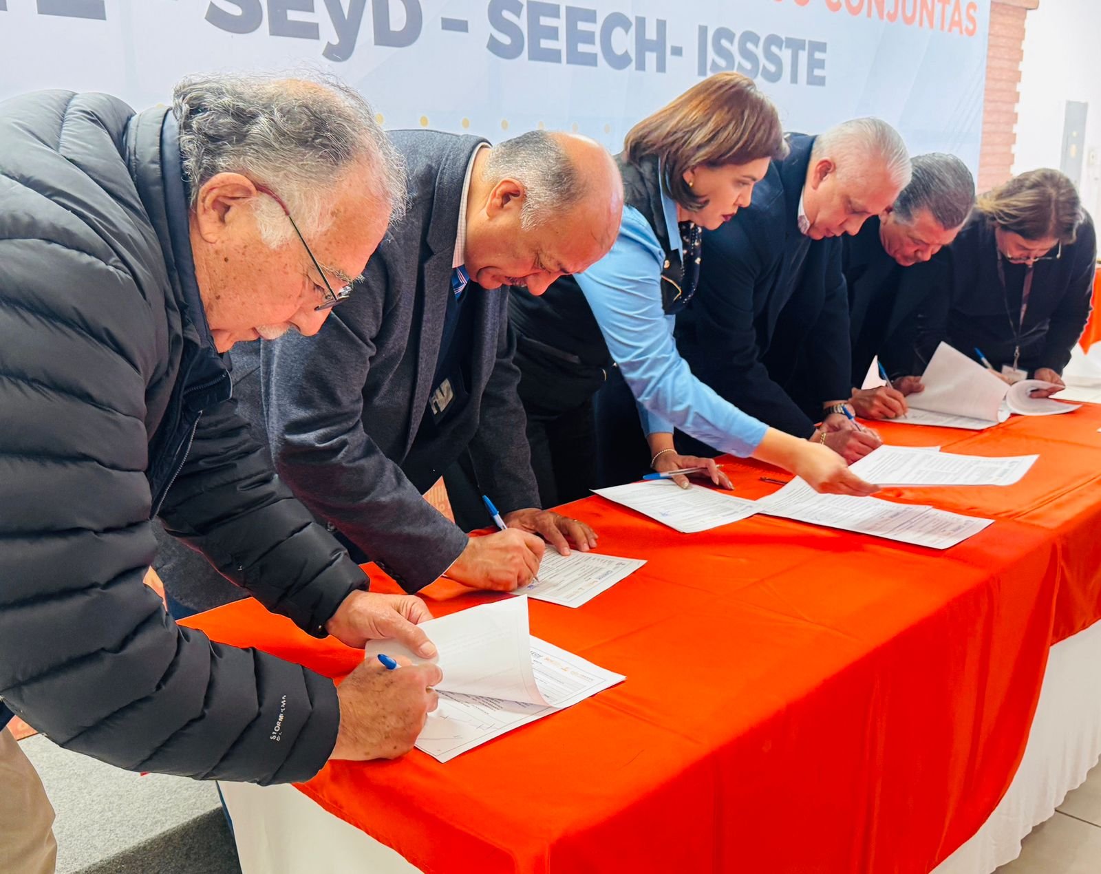 SNTE, SEyD e ISSSTE instalan mesas de trabajo tripartitas