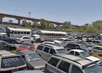 5mil autos en corralón a subasta pública prepárese