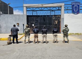 Catea FEM domicilio en seguimiento a una carpeta de investigación en la colonia Azteca