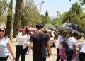 Acudieron miles de familias a panteones municipales por Día de las Madres
