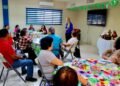 Convivió diputada Carla Rivas con padres de familia de la colonia Santa Rosa