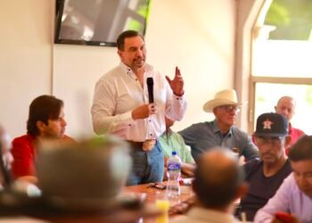 Empresarios de Jiménez exigen inversión para detonar desarrollo económico; Cruz Pérez Cuéllar plantea una agenda regional