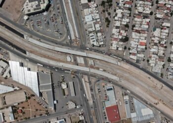 Puente de Nogales e Industrias a más del 90%; Marco Bonilla verifica condiciones de la obra