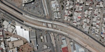 Puente de Nogales e Industrias a más del 90%; Marco Bonilla verifica condiciones de la obra