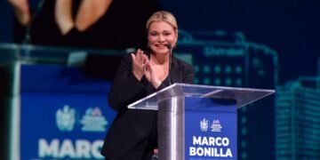 Maru Campos acompaña al alcalde Marco Bonilla en su Quinto Informe de Gobierno